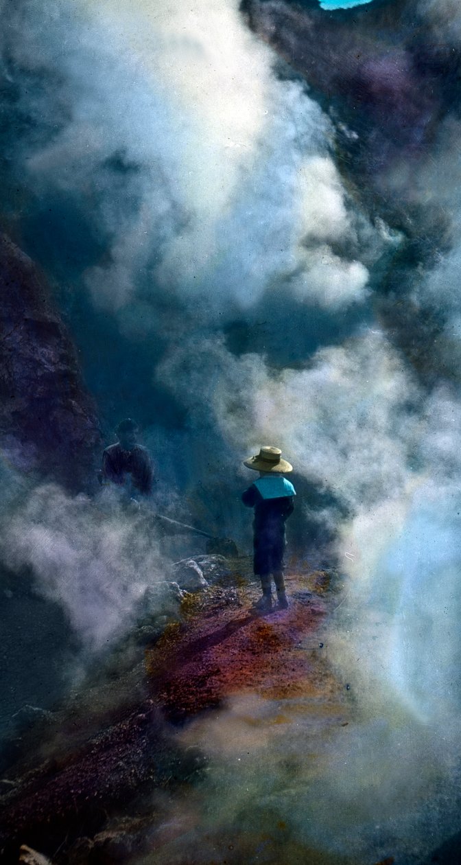 Vesihöyry Vesuvius-kalderalla tekijältä Unbekannter Künstler