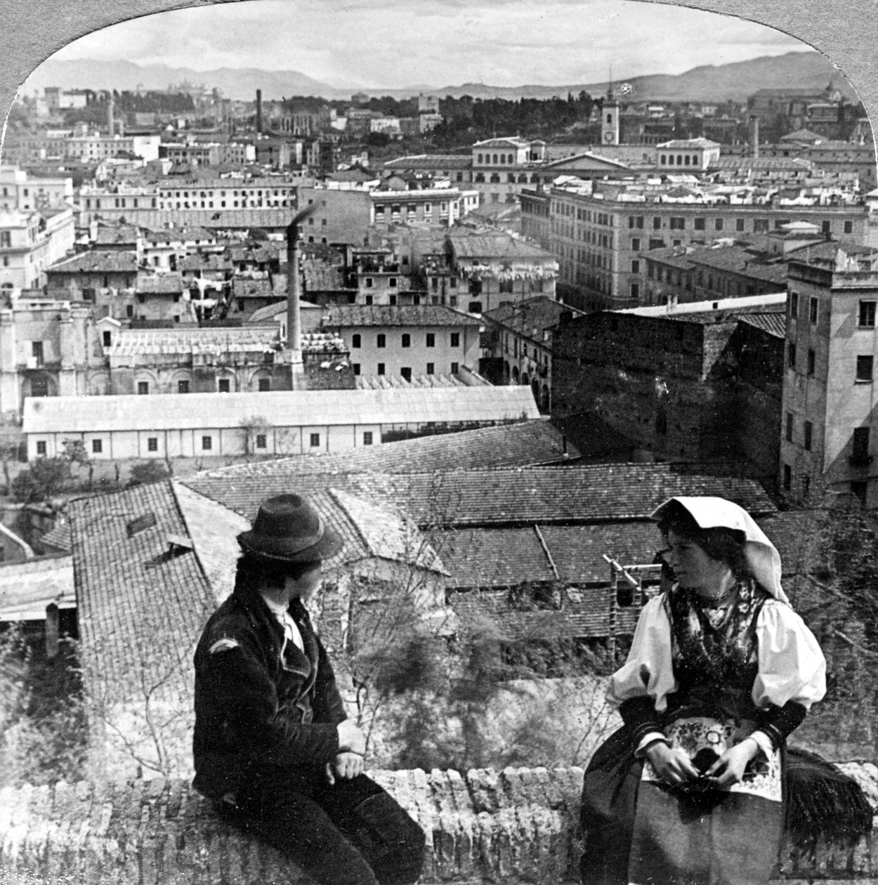 Aventine Hill ja Alban Hills, Rooma, Italia. tekijältä Underwood and Underwood