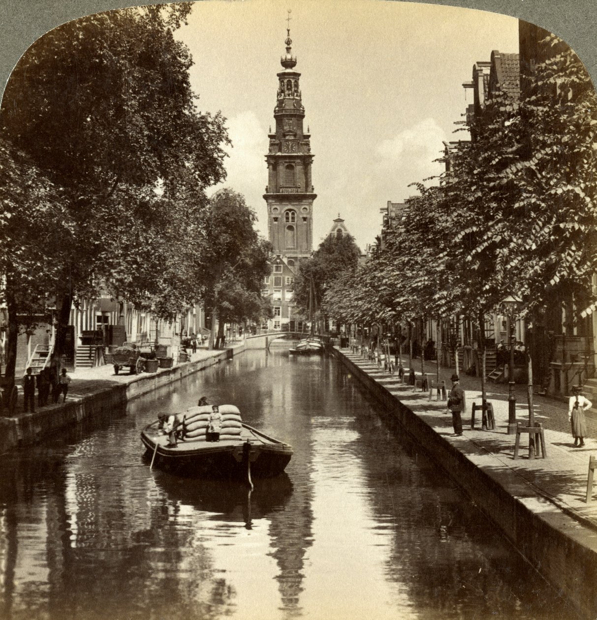 Canal, Amsterdam, Alankomaat. tekijältä Underwood and Underwood