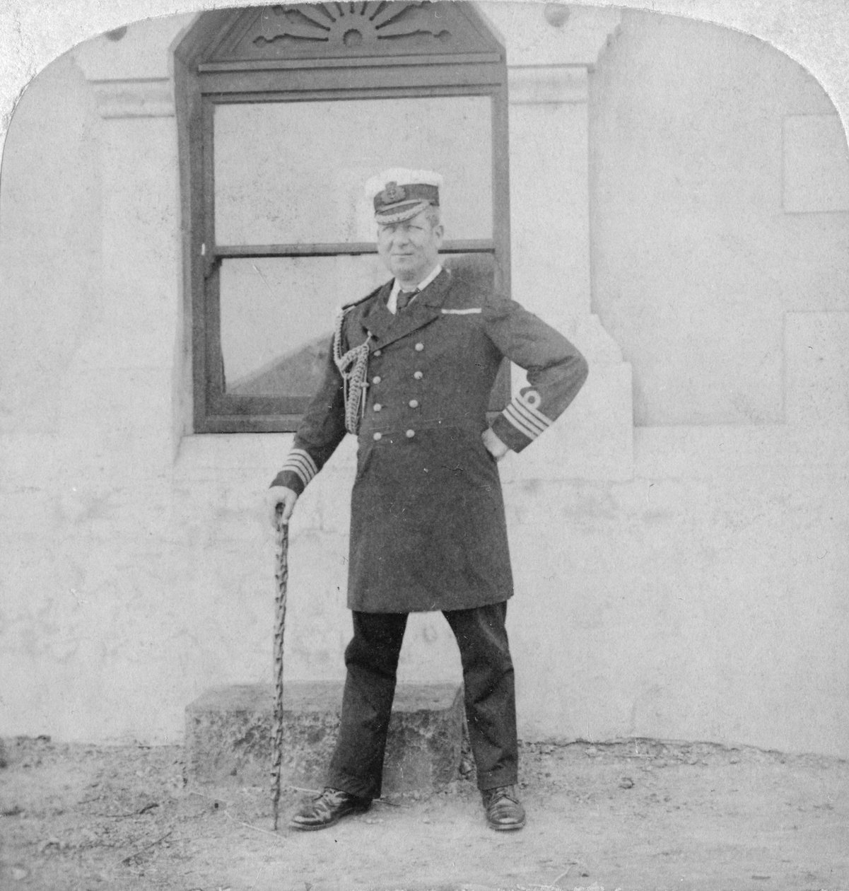 Kapteeni Sir Edward Chichester, brittiläinen merivoimien upseeri, Kapkaupunki, Etelä-Afrikka, 1900. tekijältä Underwood and Underwood