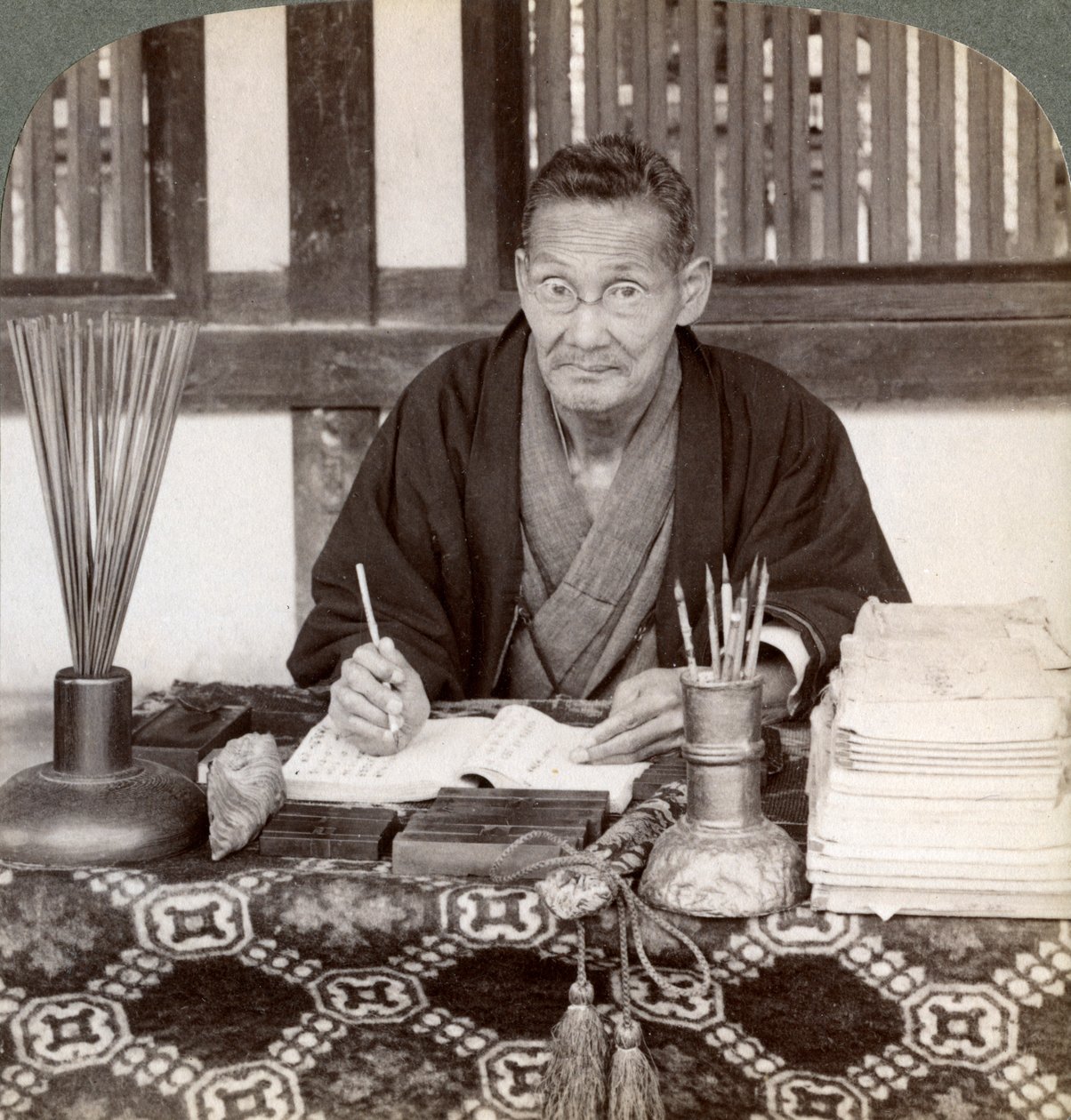 Ennustaja, Inarin temppeli, Kioto, Japani, 1904 tekijältä Underwood and Underwood