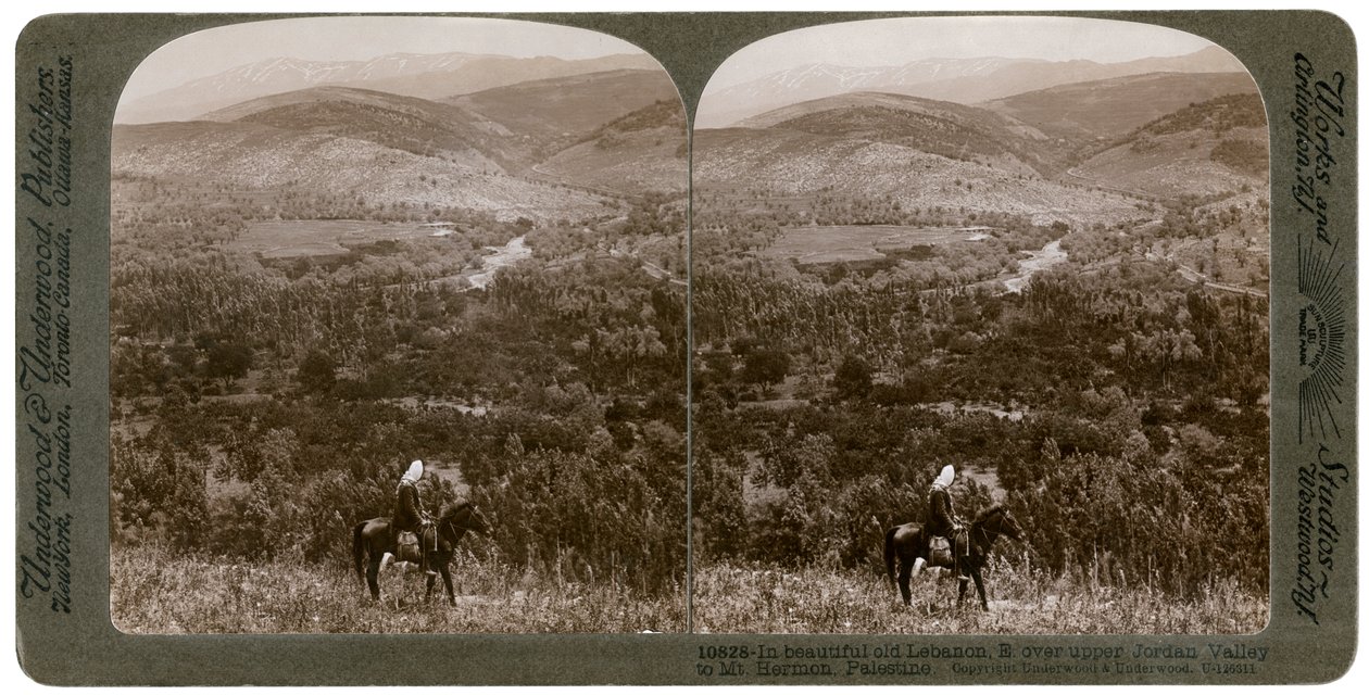 Libanon, katso itään Jordanin laakson yläosan yli Hermon-vuorelle, 1900-luku. tekijältä Underwood and Underwood