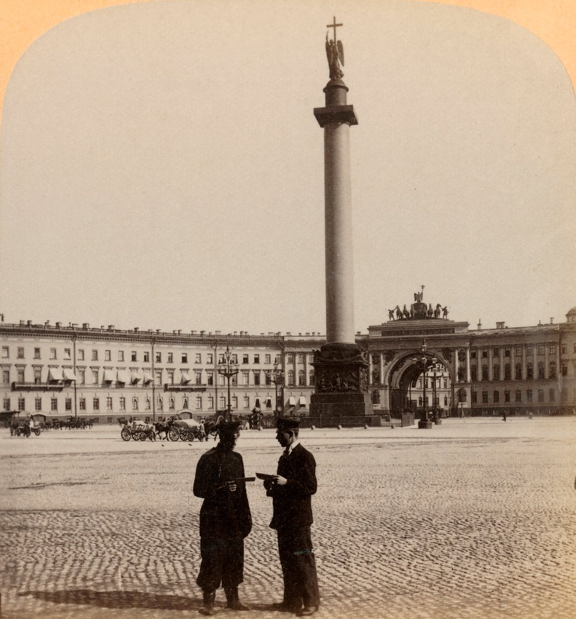 Aleksanteri I:n muistomerkki, Riemukaari ja Staab-rakennus, Pietari, Venäjä, 1897. tekijältä Underwood and Underwood