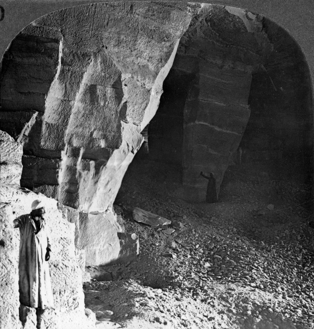 Masaran louhoskammiot, Egypti, 1905. tekijältä Underwood and Underwood