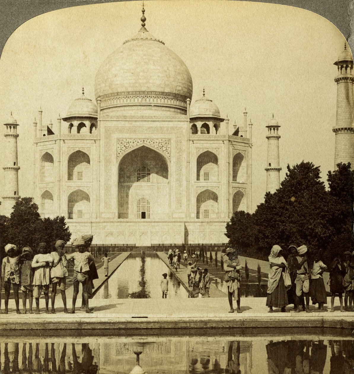 Taj Mahal, Agra, Uttar Pradesh, Intia. tekijältä Underwood and Underwood
