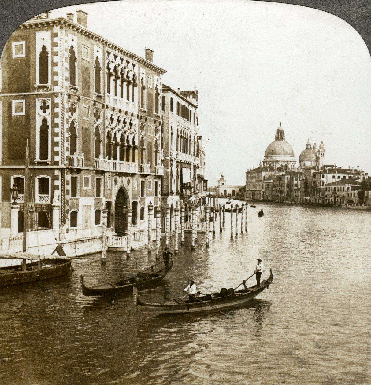 Grand Canal, Venetsia, Italia. tekijältä Underwood and Underwood