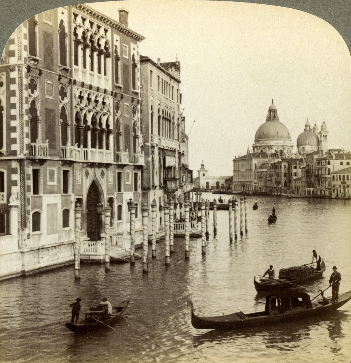 Grand Canal, Venetsia, Italia. tekijältä Underwood and Underwood