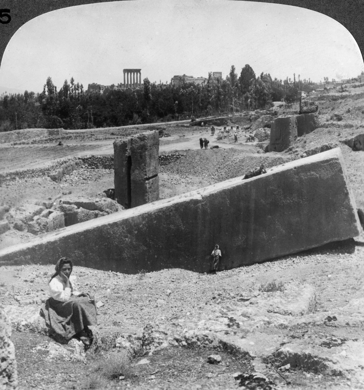 Baalbek Balabakkin rauniot, Syyria, 1900. tekijältä Underwood and Underwood