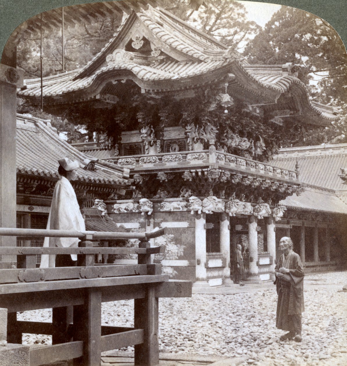 Yön arvostettu käsi, buddy st hand MP, kääntänyt Nikko, Japani, 1904 tekijältä Underwood and Underwood