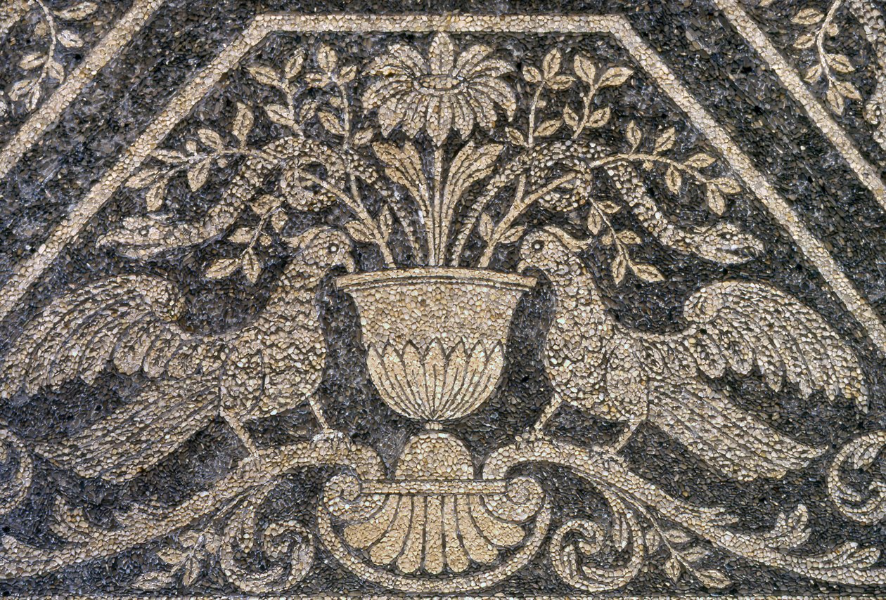 Mosaiikki- ja seinäkoristeet, Nymphaeum at Villa Litta Visconti Borromeo Arese, Lainate, Lombardia, Italia tekijältä Unknown