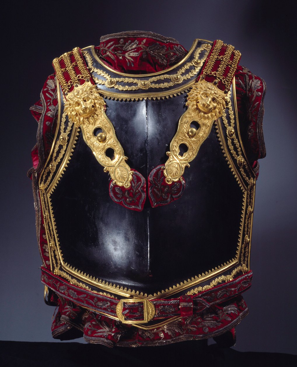 Keisari Napoleon I:lle (1769-1821) vuonna 1807 suunniteltu panssariarkku Tilsitin (Tilsitt) taistelua varten vuonna 1807. Paris, Legion d