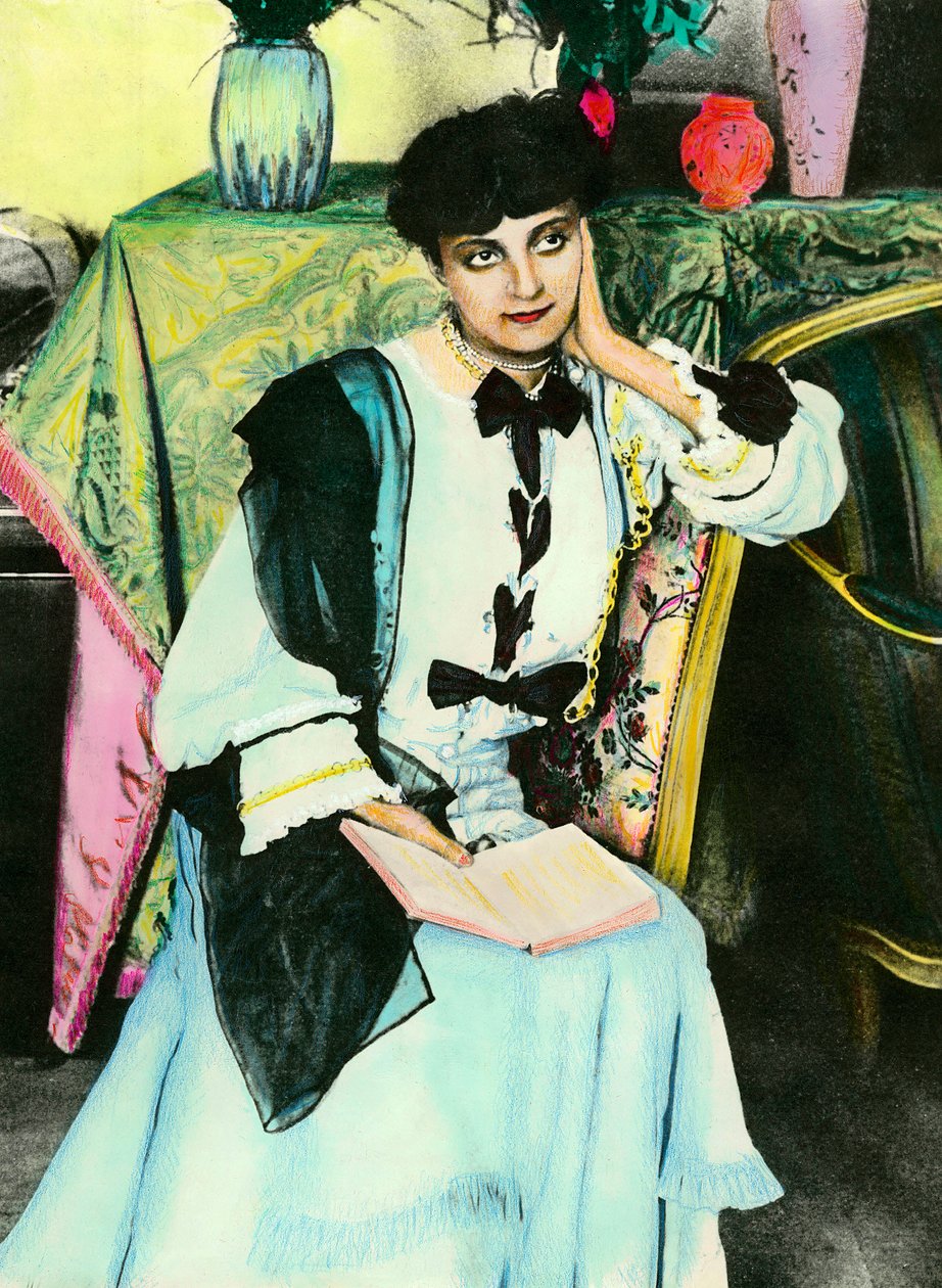 Anna Mathieu de Noaillesin (Anna de Noailles) (1876 - 1933) kirjenaisen muotokuva. tekijältä Unknown artist