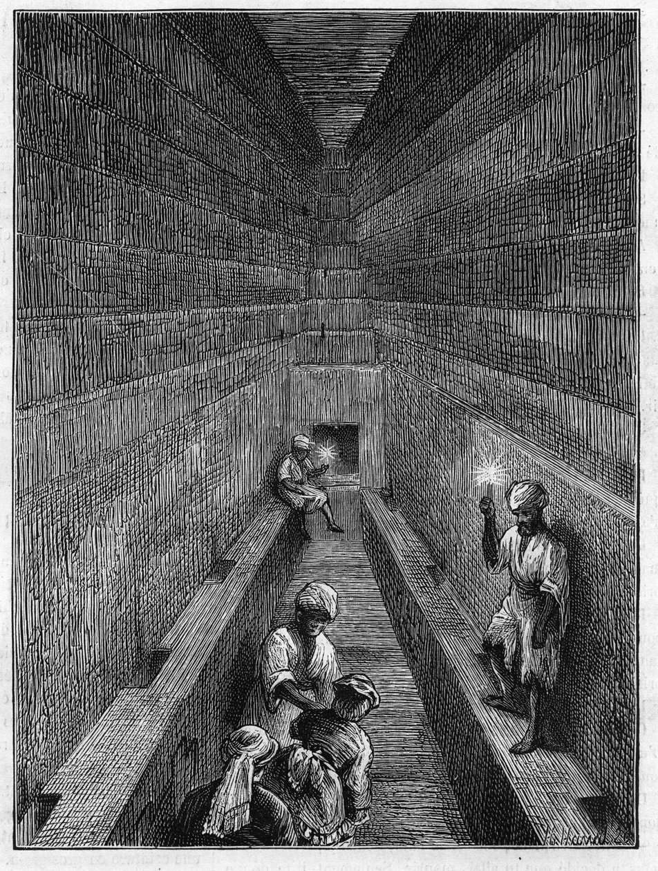 Näkymä Kheopsin pyramidin suuresta galleriasta (Cheops, Keops, Khoufu, Khufu) Guizehissa (Guiseh, Giza, Giza), Egypti tekijältä Unknown artist