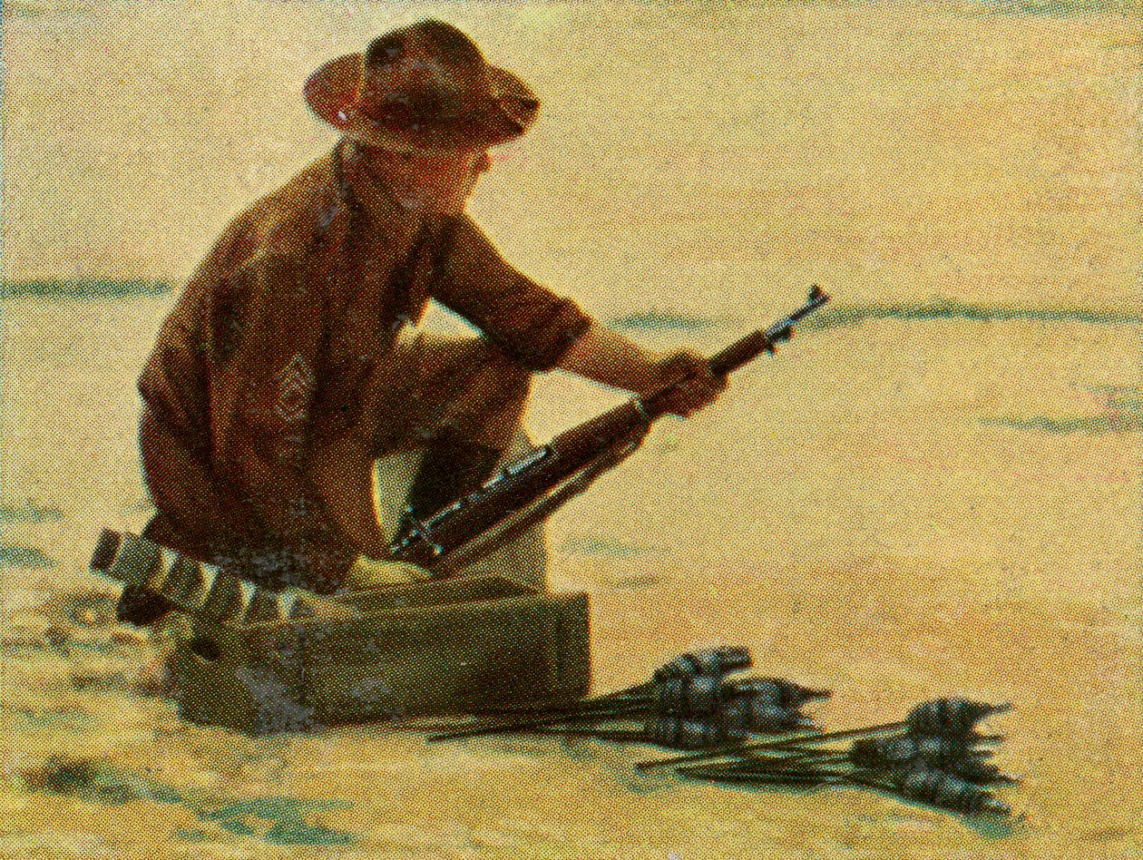 Amerikkalainen jalkaväkimies kiväärikranaattien kanssa tekijältä Unknown artist