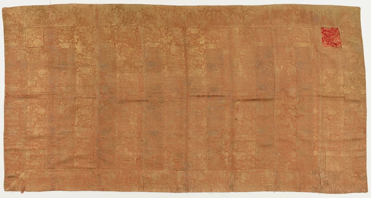 Brokaatti, silkki. Buddhalaisen munkin viitta. Pakattu: Kesa tekijältä Unknown artist