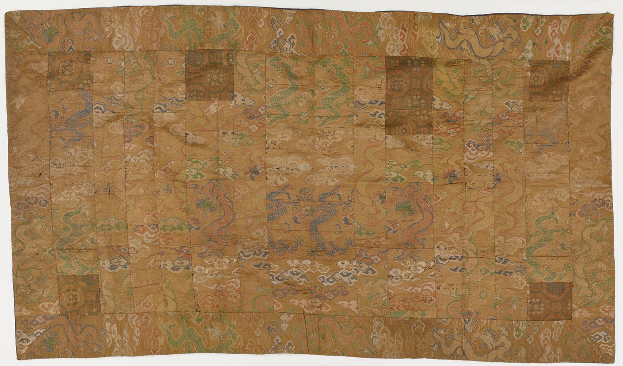 Brokaati, silkki Buddhalaisen munkin viitta, paikkattu; tekijältä Unknown artist