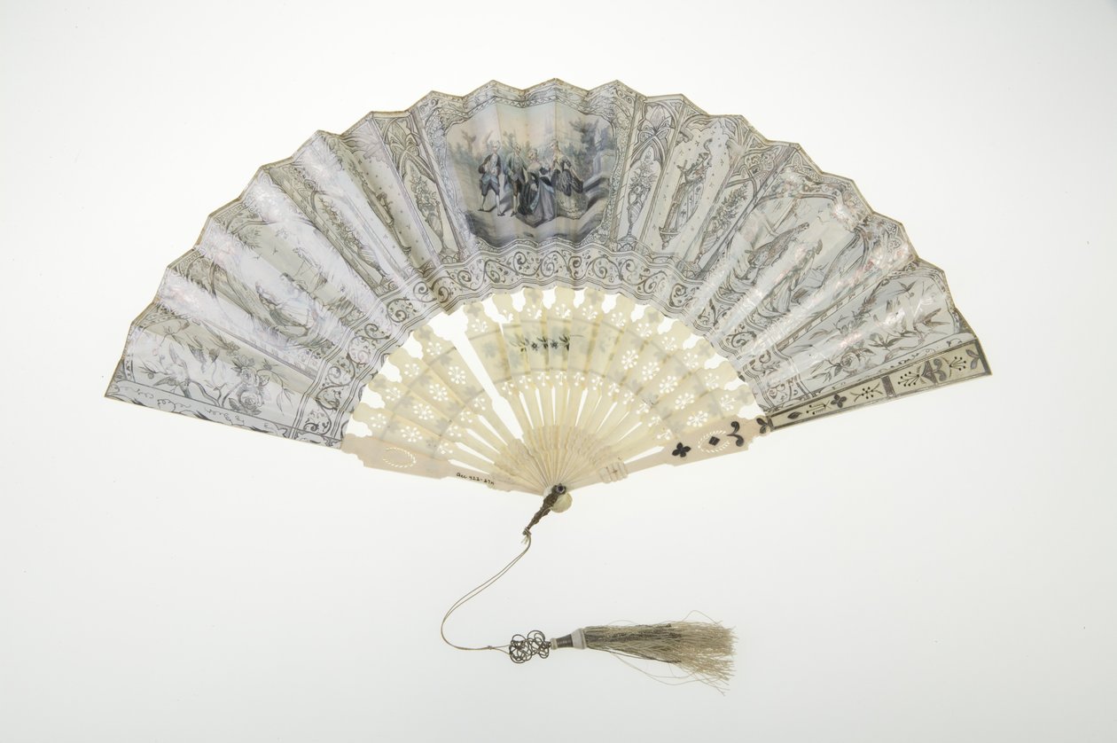 Tuuletin, n. 1850, maalattua paperia, luuta, hopeaa ja silkki-metallilankatupsu, valmistaja tuntematon tekijältä Unknown artist