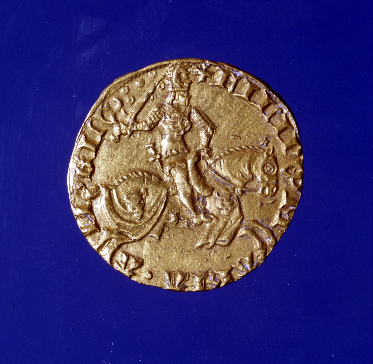 Kultakolikko, jossa on Filippo Maria Viscontin (1392 - 1447) kuva. tekijältä Unknown artist