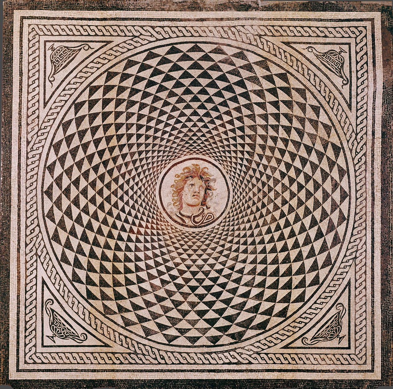Mosaiikkilattia, jossa Meduusan pää tekijältä Unknown artist