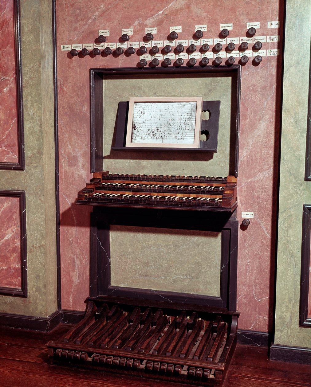 Marienkirchen kirkon urut, Bonn, Saksa, joita Ludwig van Beethoven (1770-1827), saksalainen säveltäjä, soitti lapsena) Musee Beethoven, Bonn tekijältä Unknown artist