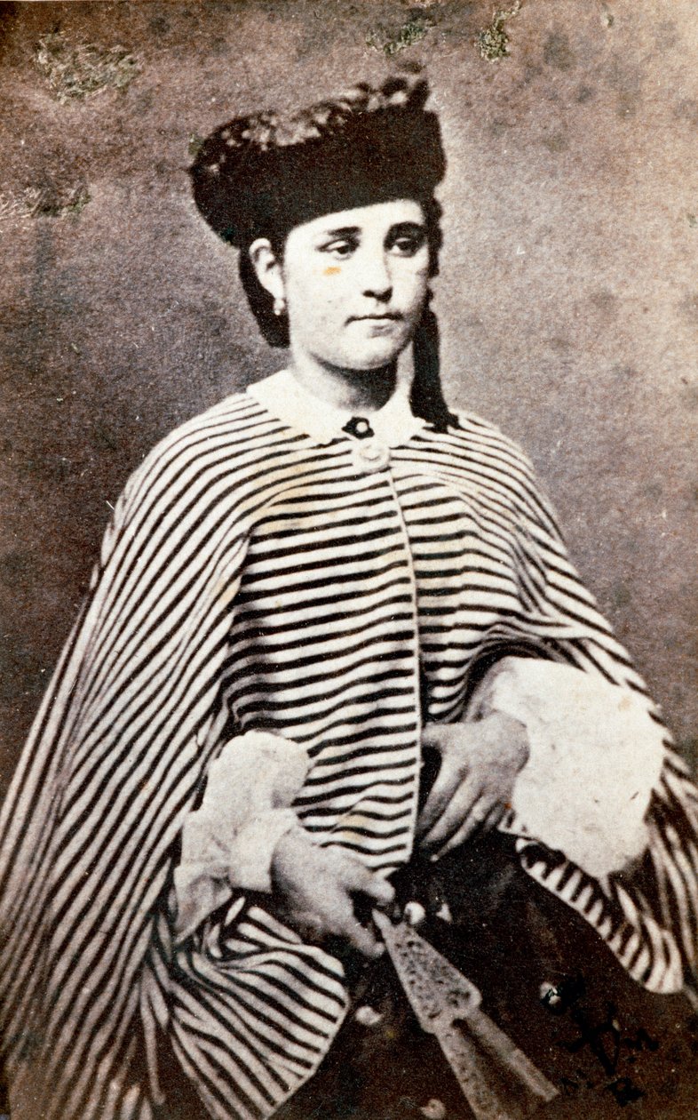 Muotokuva Teresita Garibaldista (1845-1903), italialaisen patriootin ja Risorgimento Giuseppe Garibaldin (1807-1882) sankarin ja hänen ensimmäisen vaimonsa Anitan (1821-1849) tyttärestä. Valokuvauksen yksityinen kokoelma tekijältä Unknown artist