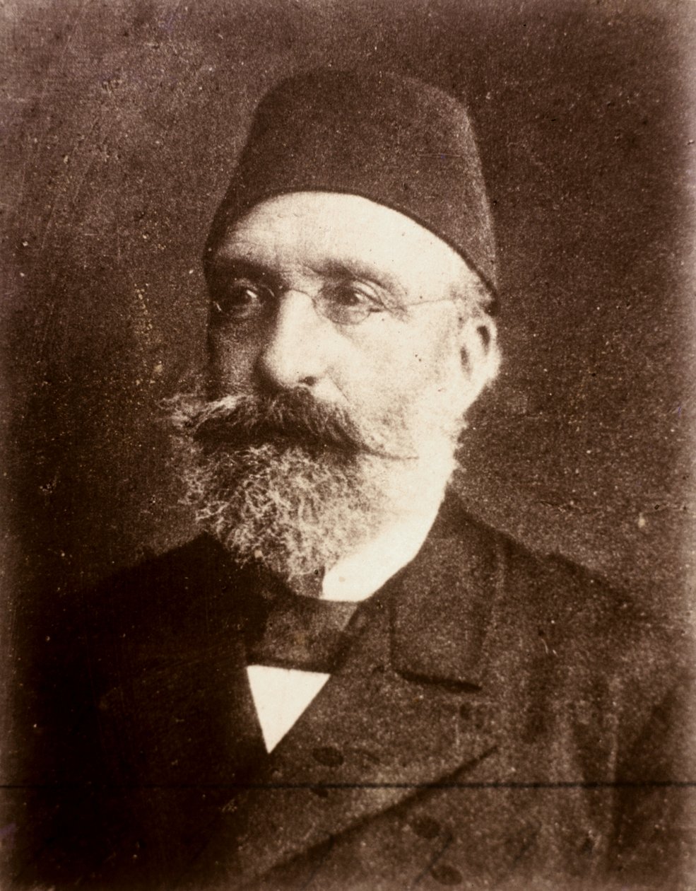Ahmed Selik MIDHAT Pasha (1822-1863), ottomaanien poliitikko (valokuva). tekijältä Unknown photographer