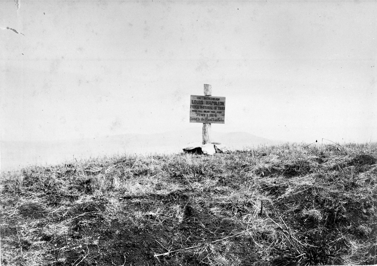 Royal Scots Fusiliersin pystyttämä taulu merkitsemään paikkaa, jossa Prince Imperial kaatui, 1879 tekijältä Unknown photographer