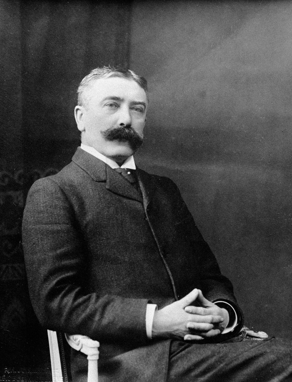 Ferdinand de Saussure 1857-1913 - sveitsiläinen kielitieteilijä tekijältä Unknown photographer