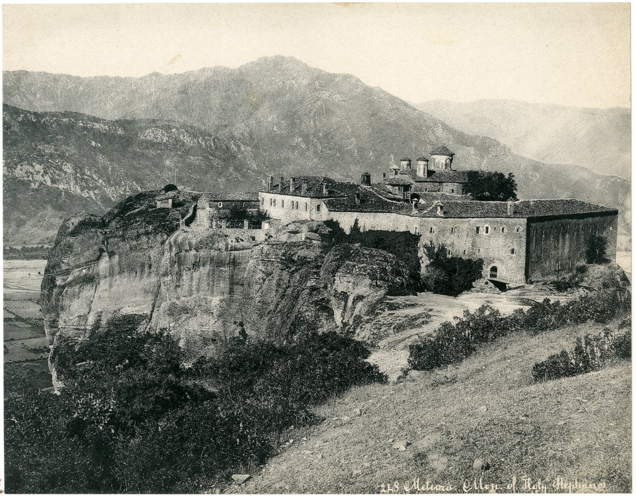 Pyhän Stefanoksen (Agios Stefanos) luostari, Meteora, Trikala, Kreikka, noin 1890 tekijältä Unknown photographer