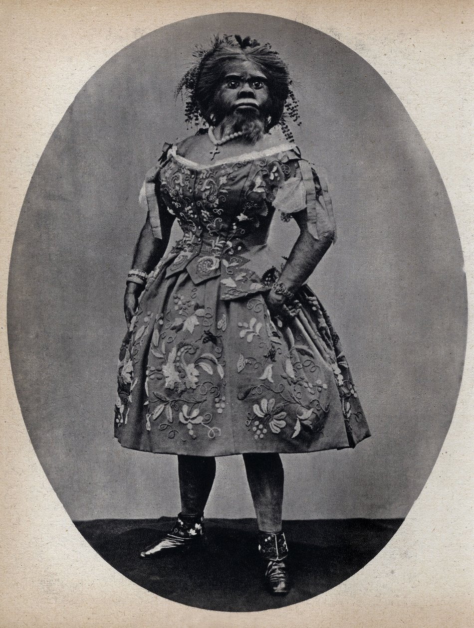 Monsters, koiranainen. Valokuvaus, 1800-luvun loppu, Pariisi. Coll. Selva. tekijältä Unknown photographer
