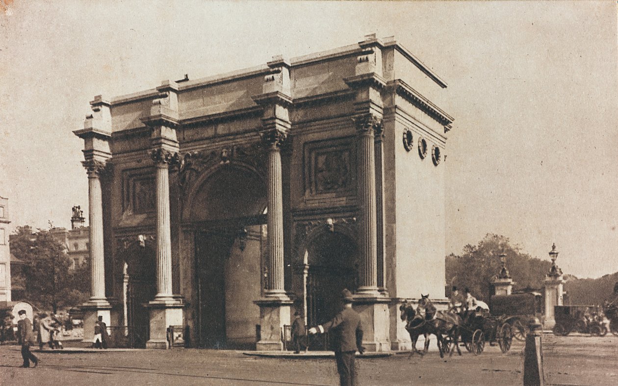 Marble Arch Lontoossa tekijältä Unknown photographer