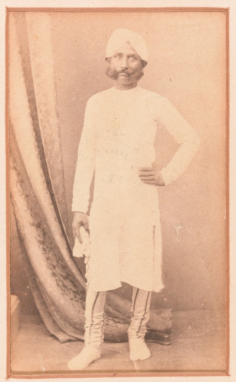 Misr Kanouji Lal, intialainen, joka auttoi Thomas Kavanaghin väistämisessä Lucknowin piirityksessä, noin 1857 tekijältä Unknown photographer