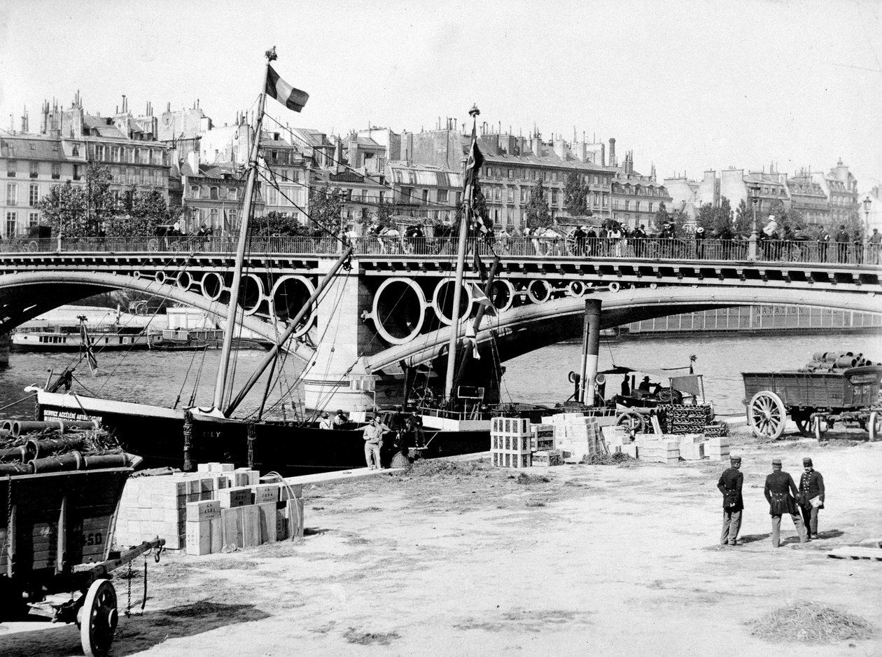 Pariisi: Carrousel-silta ja laiturit - valokuvaus, 1800-luvun loppu tekijältä Unknown photographer