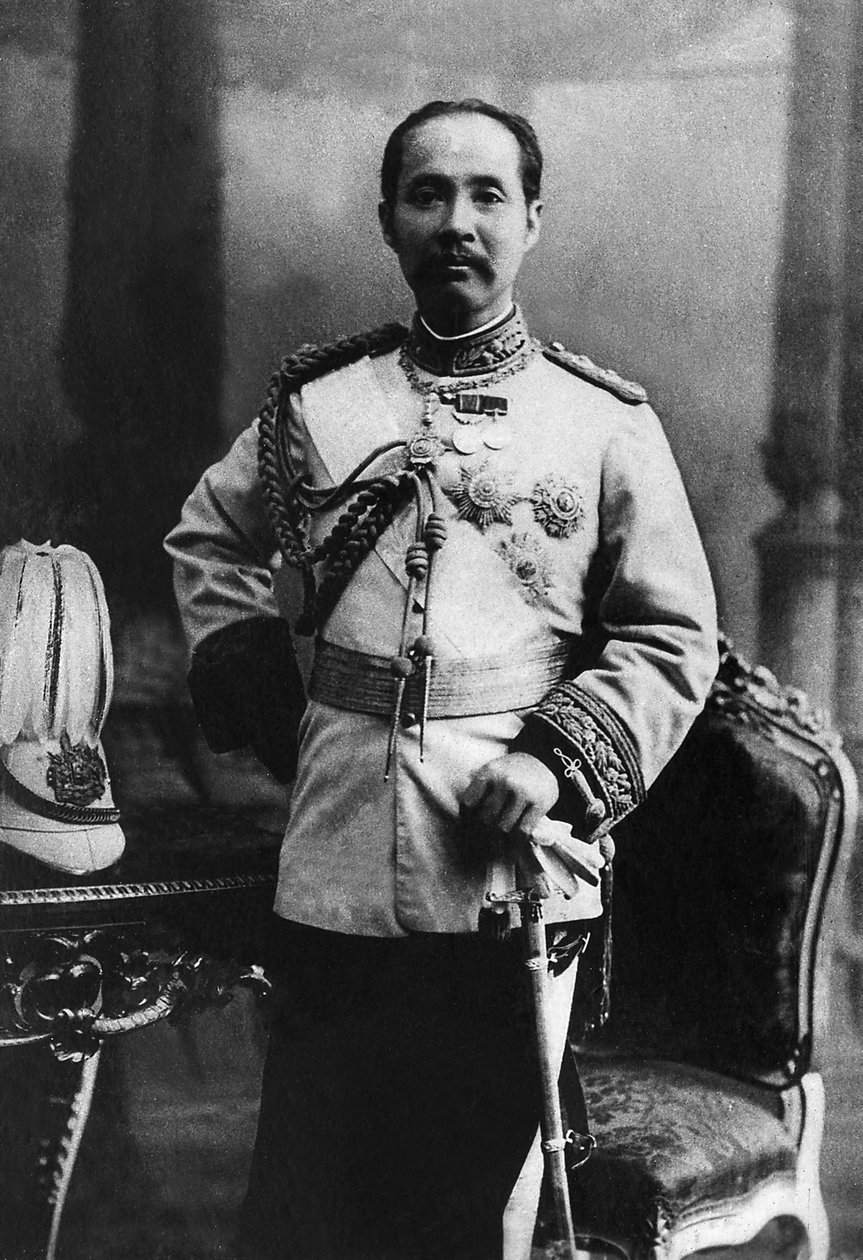 Muotokuva Chulalongkornista (1853-1919), joka tunnetaan nimellä Rama V, Thaimaan kuningas (1868-1910). tekijältä Unknown photographer