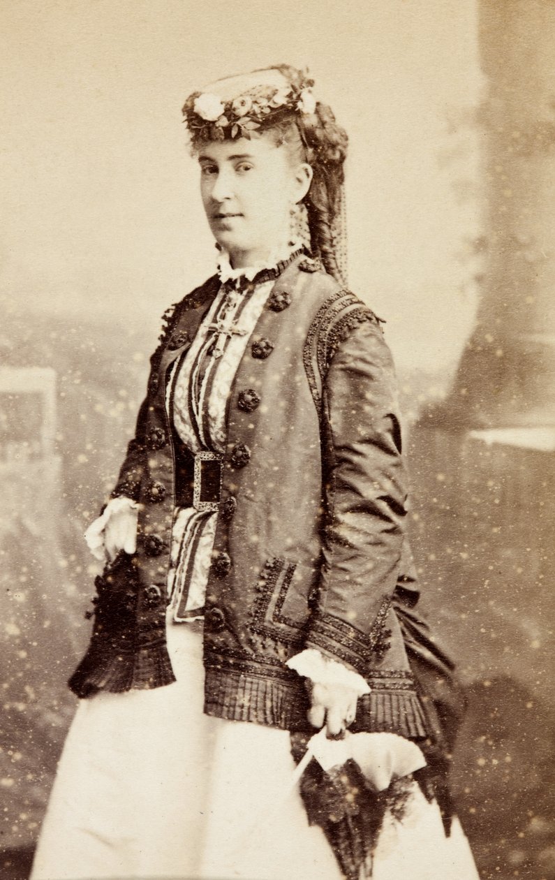 Clara Kelloggin muotokuva tekijältä Unknown photographer