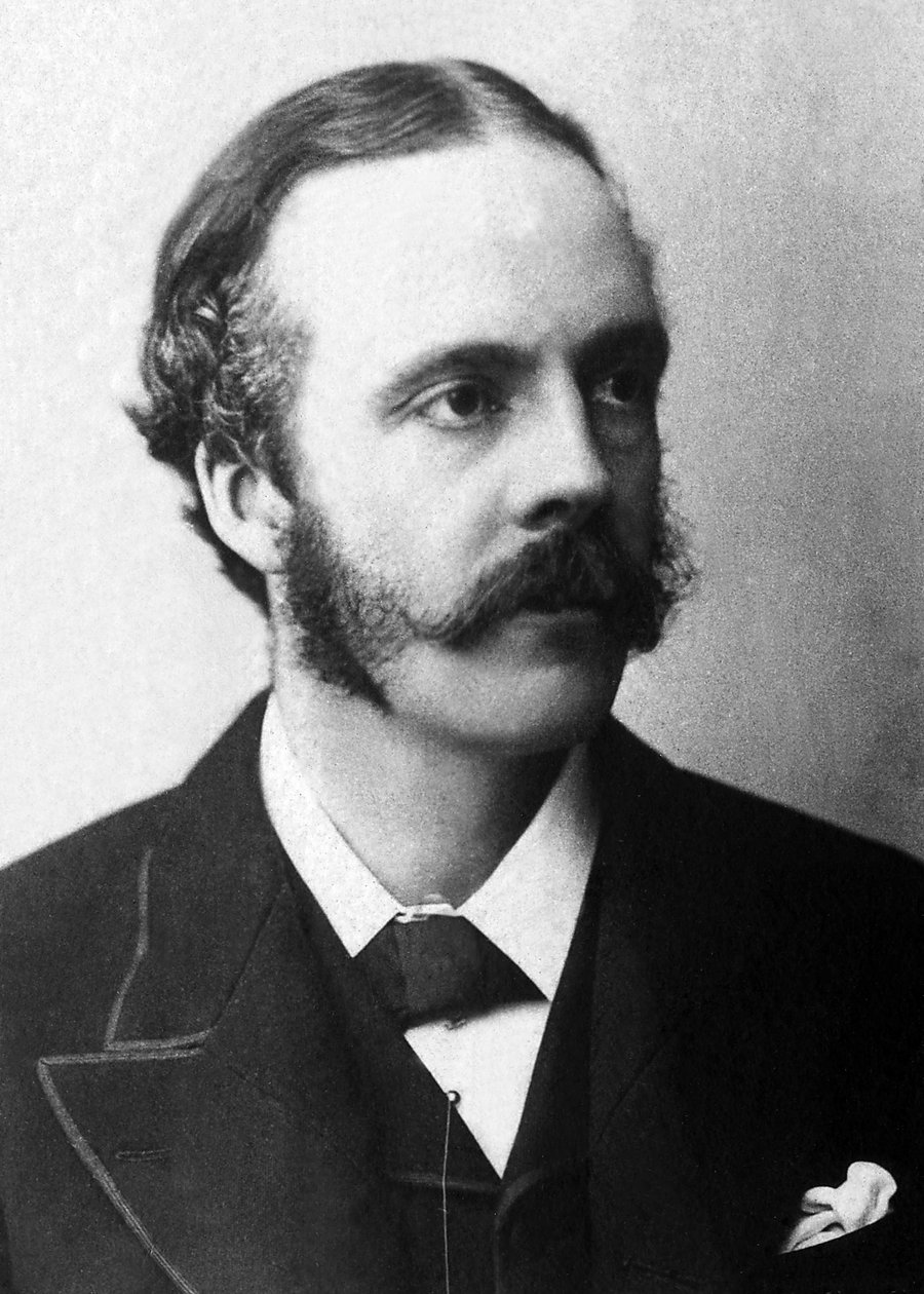Lord Arthur James Balfourin (1848-1930), brittiläisen poliitikon muotokuva. tekijältä Unknown photographer