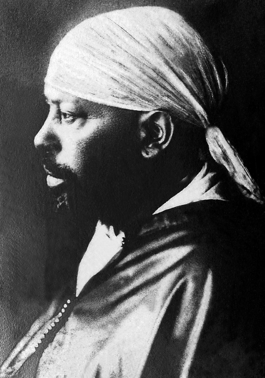 Etiopian keisarin (1889-1913) Menelik II:n (1844-1913) muotokuva. tekijältä Unknown photographer