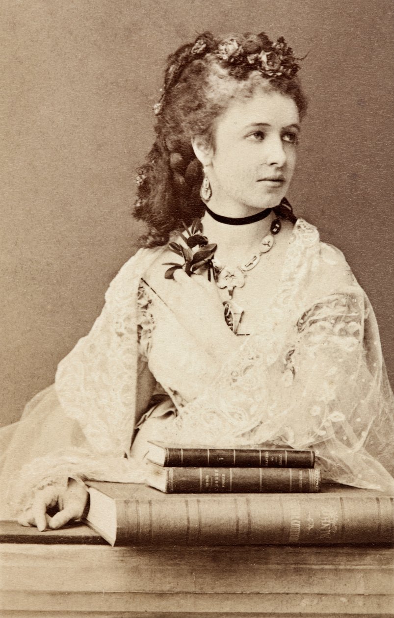 Muotokuva Pauline Luccasta, noin 1860-luku (m/w kuva) tekijältä Unknown photographer