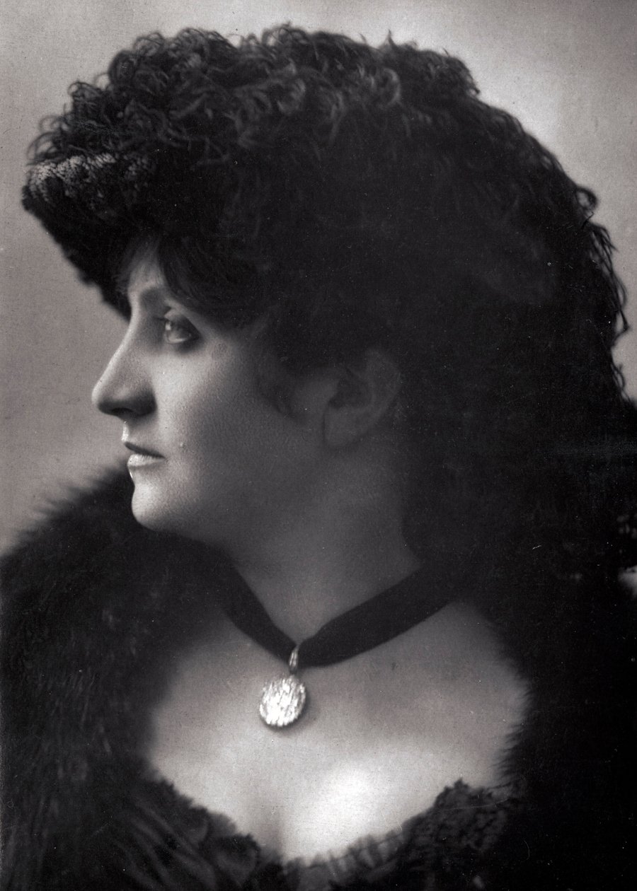 Muotokuva Pauline Patrysta (Jeanne Cecile Pesty) (1856-?) 1800-luvun lopun ranskalainen näyttelijä tekijältä Unknown photographer