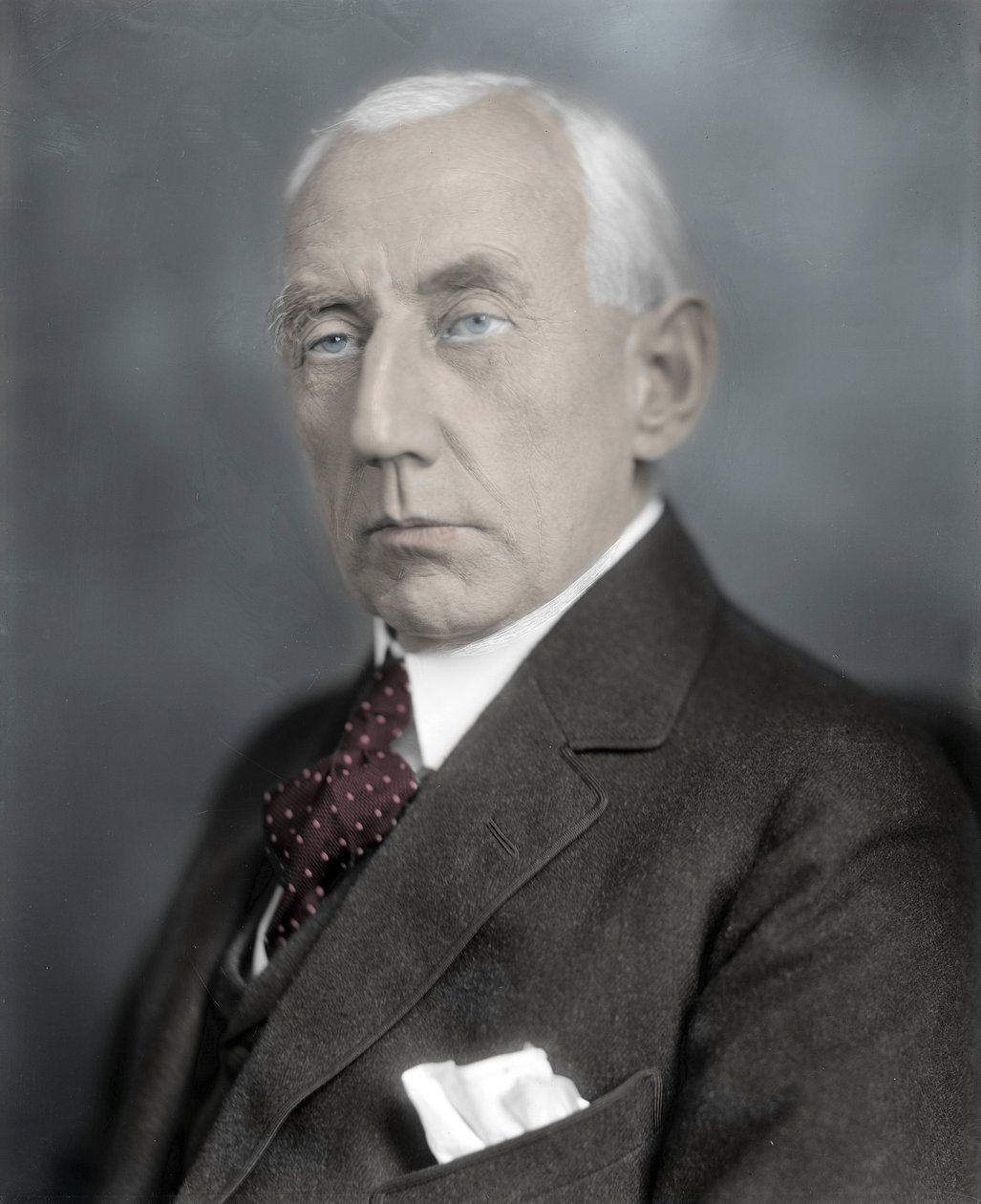 Roald Amundsenin (1872-1928) muotokuva. tekijältä Unknown photographer