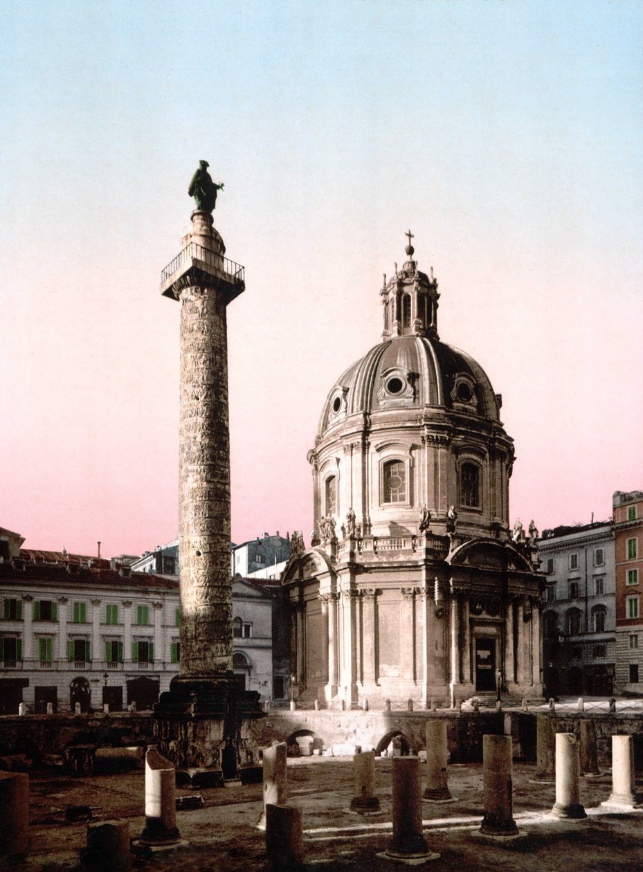 Rooma. Näkymä Foro Trajanosta (Forum Trajan) sarakkeella. Photochrome sd. noin 1900. Photochrome tekijältä Unknown photographer