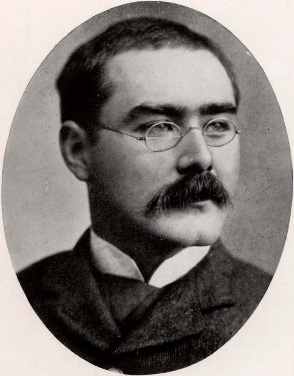 Rudyard Kipling (1865-1936) englantilainen toimittaja, kirjailija ja runoilija (painettu) tekijältä Unknown photographer