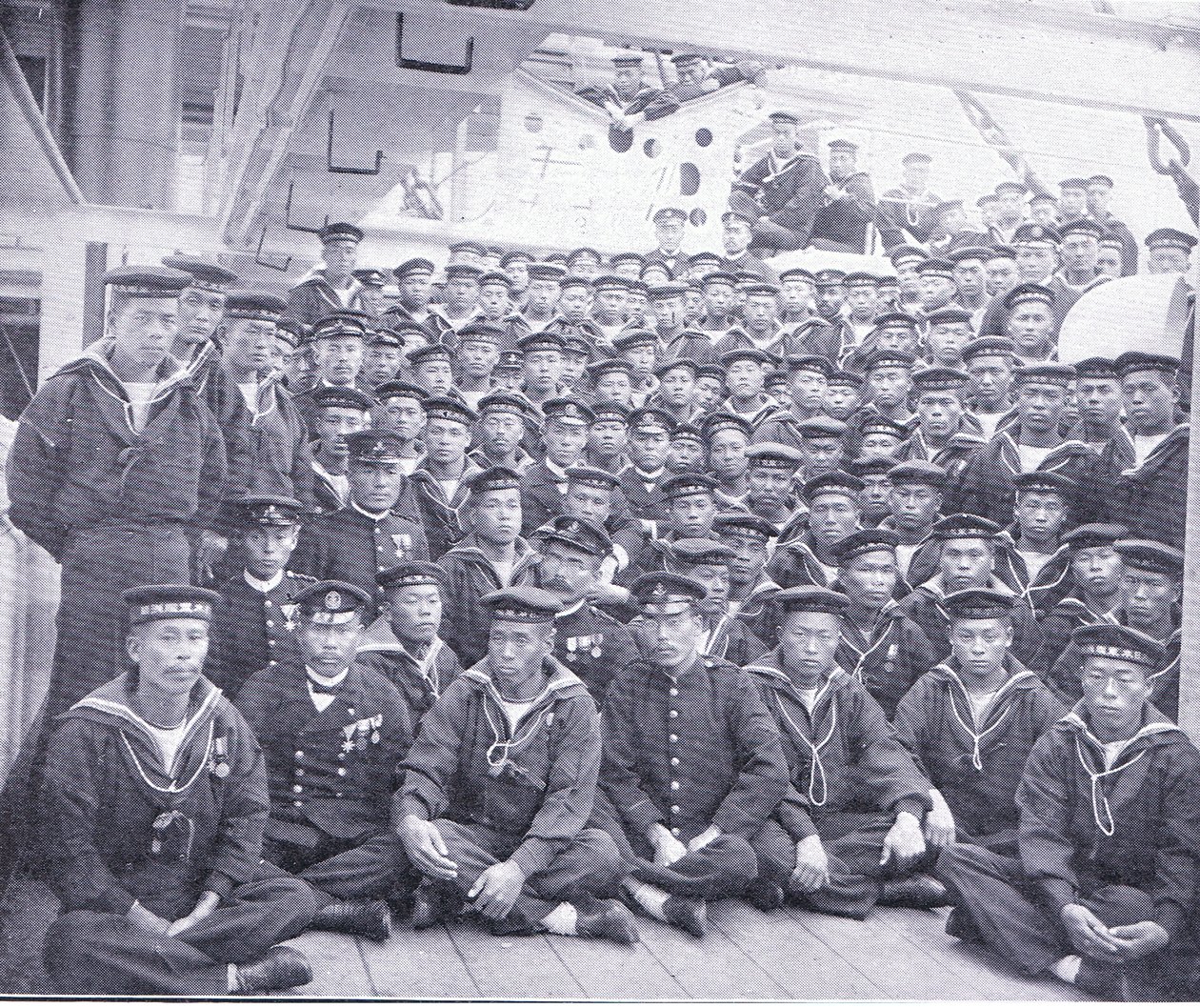Asaman miehistö, kuvitus teoksesta "Cassells History of the Russian-Japanese War Vol 1", n. 1900 tekijältä Unknown photographer