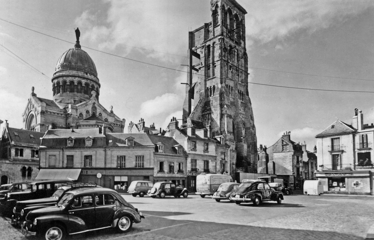 Tours, Ranska: Pyhän Martinin basilika, postikortti, n. 1960. tekijältä Unknown photographer