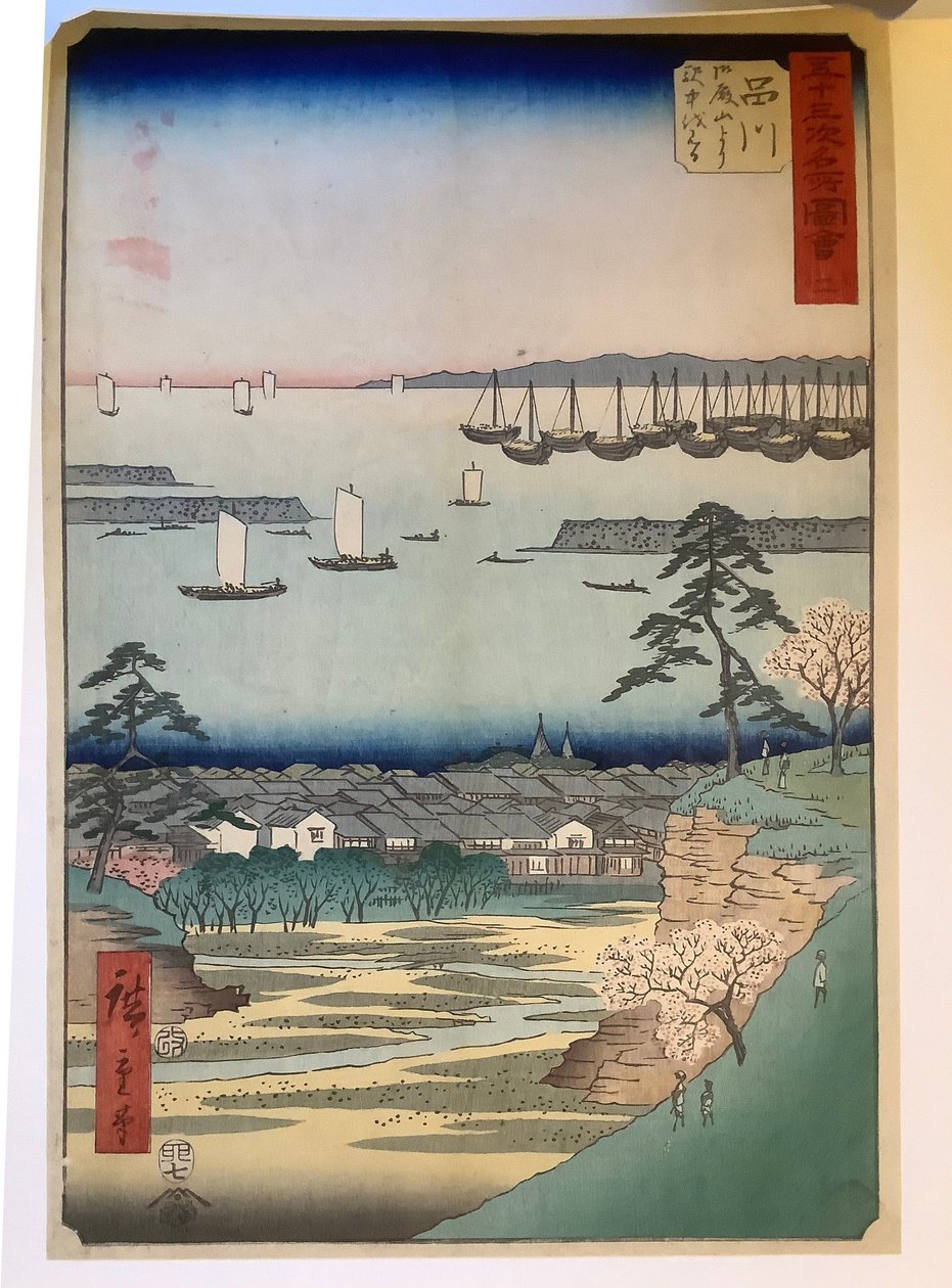 Shinagawa, sarjasta ”Kuvia kuuluisista paikoista viidestäkymmenestäkolmesta asemasta” tekijältä Utagawa Hiroshige