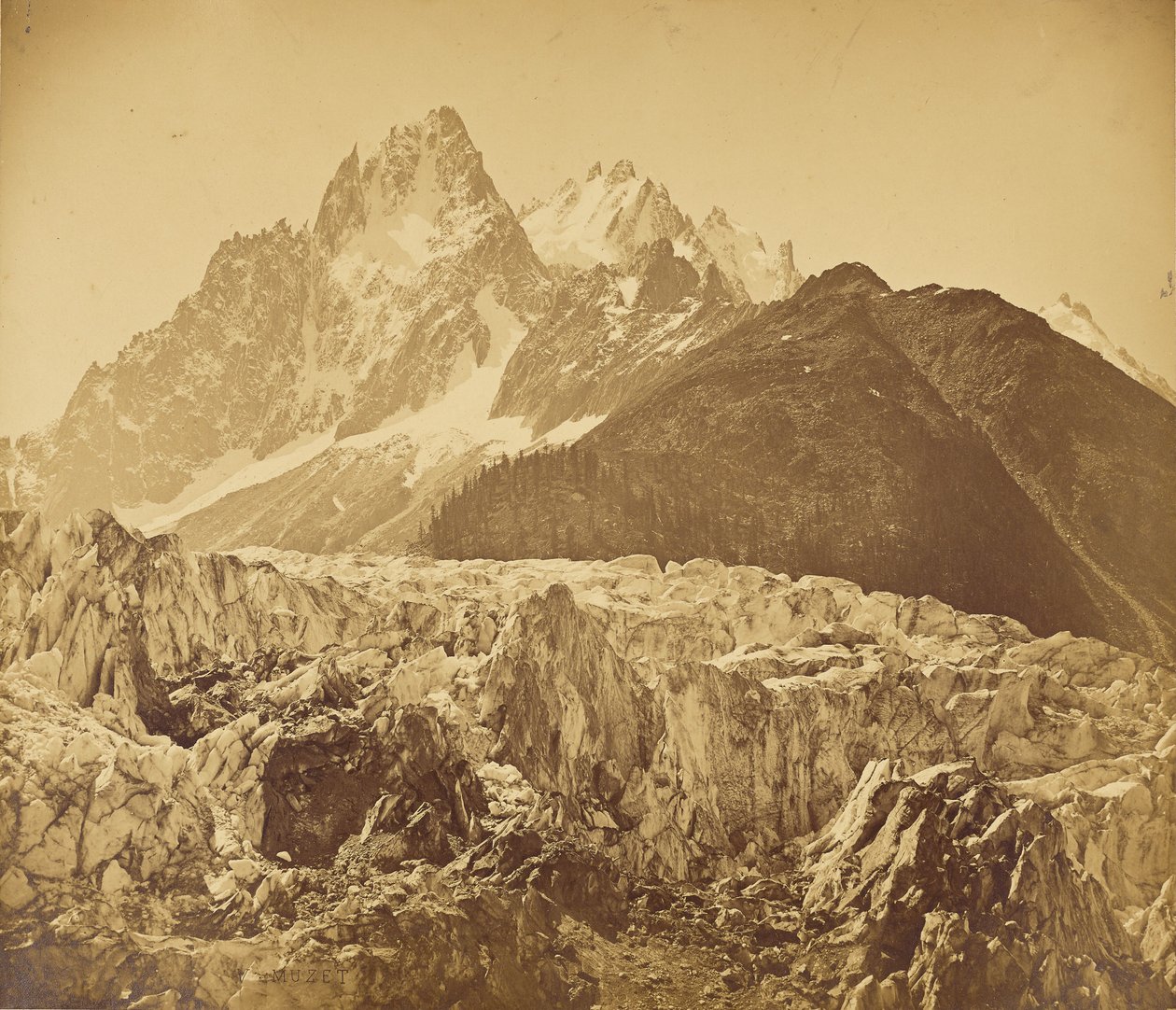 Mont-Blanc (Haute-Savoie), Glacier des Bois ja Aiguille des Charmoz (Charmozin vuori) tekijältä V. Muzet