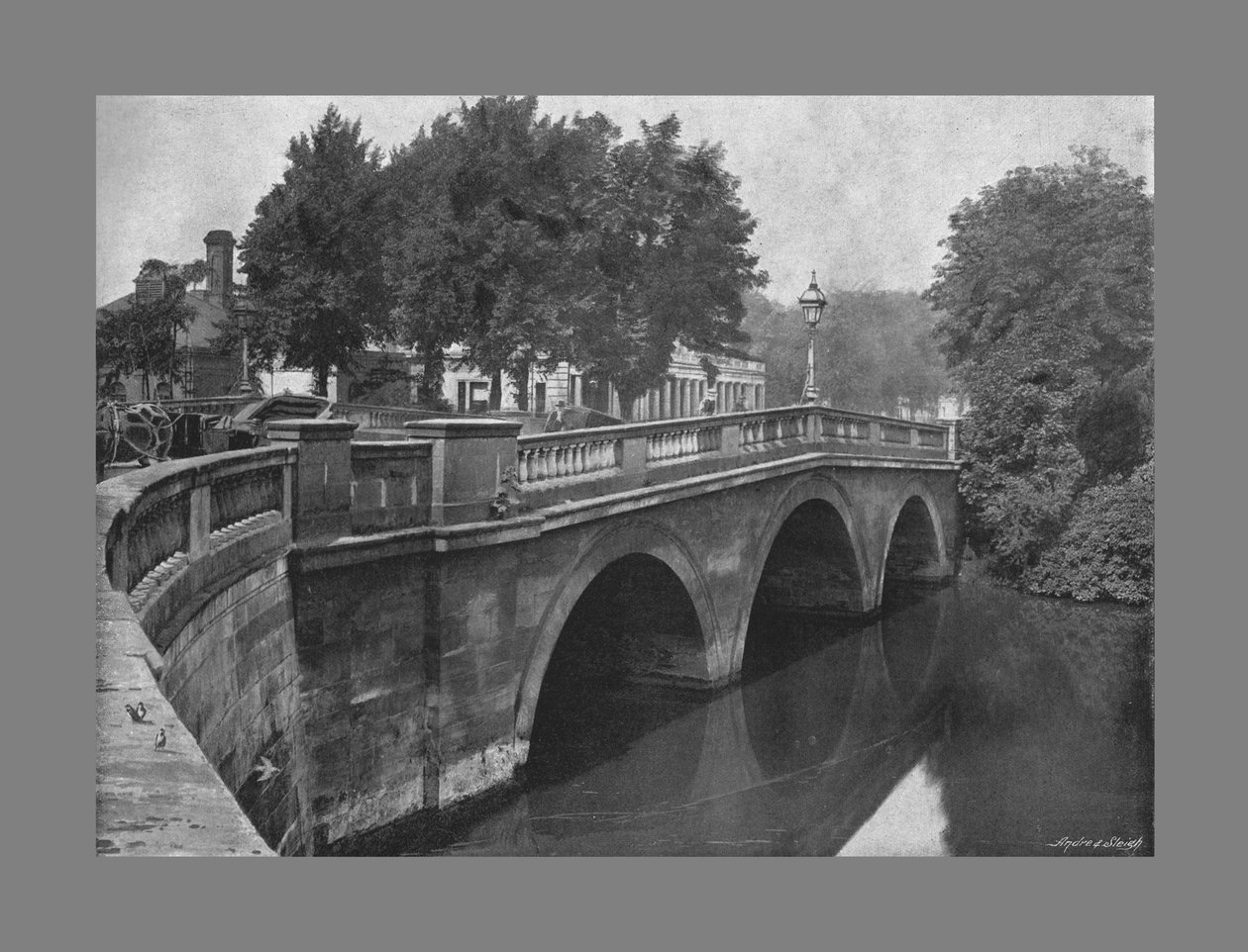 Leamington Bridge, c1900 tekijältä Valentine and Sons Ltd