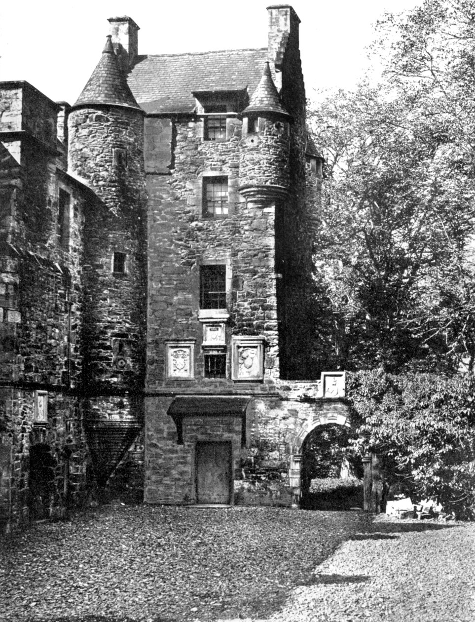 Ferniehirstin linna, Jedburgh, Borders, Skotlanti, 1924-1926. tekijältä Valentine and Sons Ltd