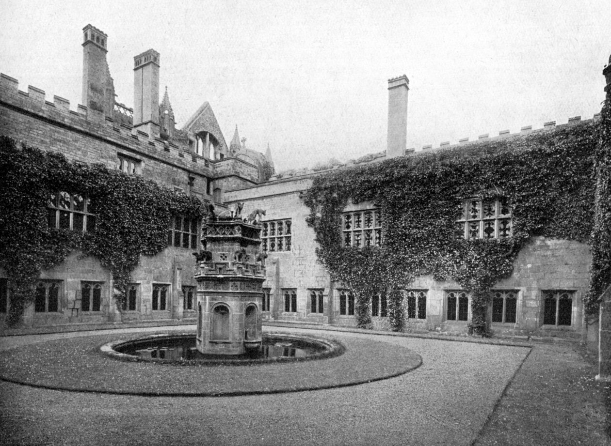 Luostarit, Newstead Abbey, Nottinghamshire, 1924-1926 tekijältä Valentine and Sons Ltd