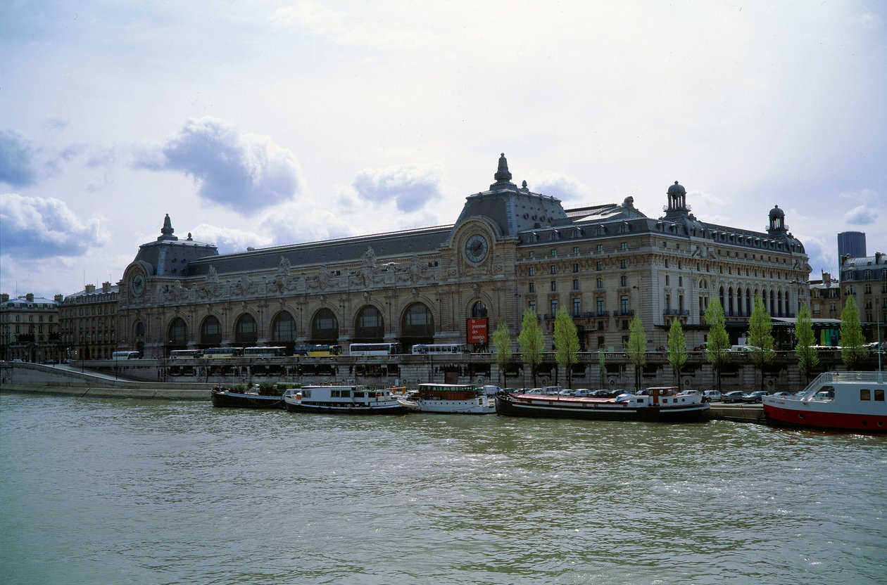Ulkonäkymä Pariisin museo d
